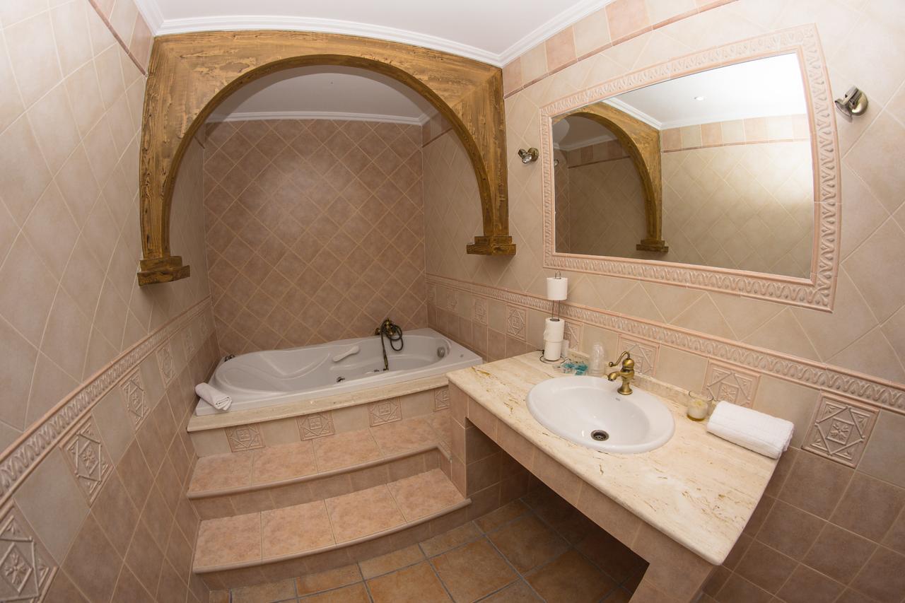 Apartamento Los Arcos Alora Exterior photo